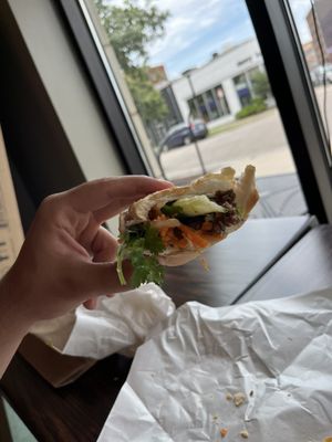 Lu's Sandwiches by null