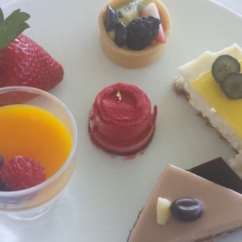 Orchids - Some of the desserts - Breakfast & Brunch Near Me - Honolulu, Hawaii Orchids - Some of the desserts - Breakfast & Brunch Near Me - Honolulu, Hawaii