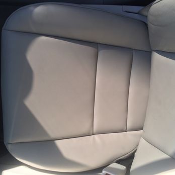 Mike's Auto Upholstery - After: front passenger seat of an Acura mdx - Auto Upholstery Near Me - Covina, California Mike's Auto Upholstery - After: front passenger seat of an Acura mdx - Auto Upholstery Near Me - Covina, California
