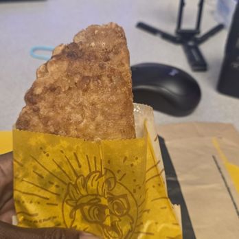 Golden Chick - Apple Empanada - Fast Food Near Me - Houston, Texas Golden Chick - Apple Empanada - Fast Food Near Me - Houston, Texas