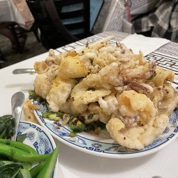 Peach Farm - Spicy Dry Fried Salted Squid (Spicy) / 椒鹽鮮魷 (辣) ($19.95) - Chinese Near Me - Boston, Massachusetts Peach Farm - Spicy Dry Fried Salted Squid (Spicy) / 椒鹽鮮魷 (辣) ($19.95) - Chinese Near Me - Boston, Massachusetts