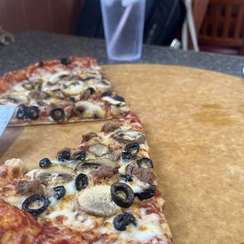 Pizza Hut - Create Your Own Pizza - Pizza Near Me - Barstow, California Pizza Hut - Create Your Own Pizza - Pizza Near Me - Barstow, California