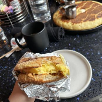 The Mercury Diner - Diners Near Me - Columbus, Ohio