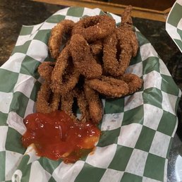 Onion rings cooked to death Onion rings cooked to death