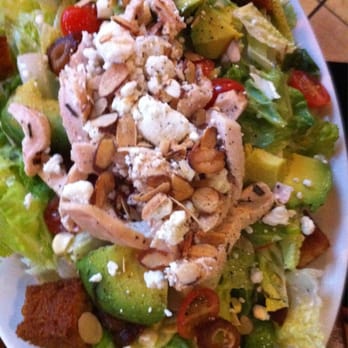 Paesanos - Farmers Market Salad - Italian Near Me - Davis, California