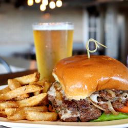 Harry's Ocean Bar & Grille