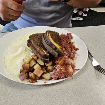 Suzie's Diner - SUE'S HASH & EGGS - Diners Near Me - Hudson, New Hampshire