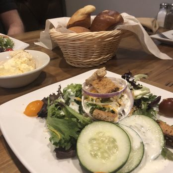 Hickok's Steakhouse - Side salad and bread basket - Steakhouses Near Me - Hays, Kansas