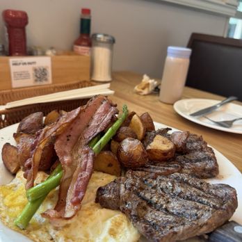 YogurStory - steak with egg - Pancakes Near Me - Honolulu, Hawaii YogurStory - steak with egg - Pancakes Near Me - Honolulu, Hawaii