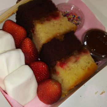 The Cake Drip - This was so good - Do-It-Yourself Food Near Me - Tampa, Florida