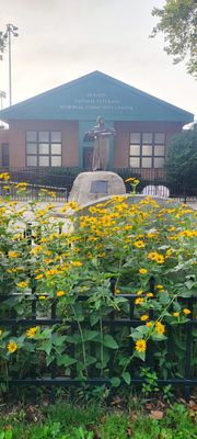 Pershing Field Park by null