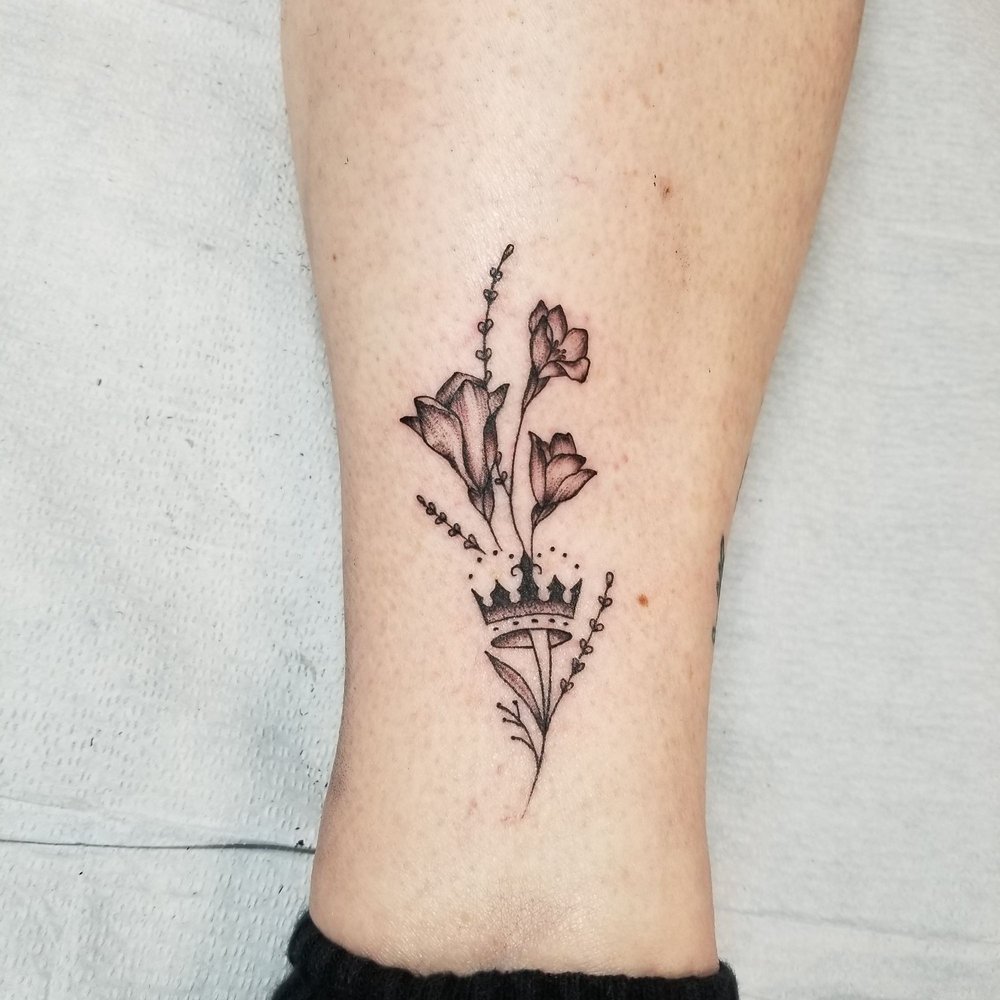 Death or Glory Tattoo & Body Piercing - This crew of artists are the best! This tattoo made by Cait Gale. - Piercing Near Me - Davis, California Death or Glory Tattoo & Body Piercing - This crew of artists are the best! This tattoo made by Cait Gale. - Piercing Near Me - Davis, California