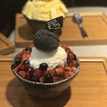 Bingsu Bean - Desserts Near Me - Toronto, Ontario Bingsu Bean - Desserts Near Me - Toronto, Ontario