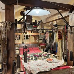 L'Atelier de Soierie - Silk manufacturing machine - very old.