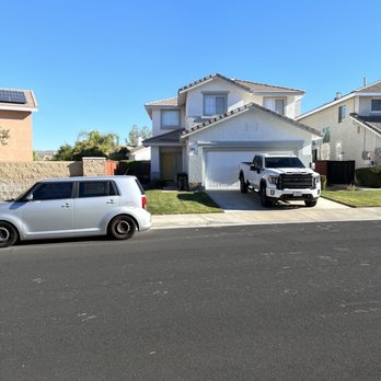 Dripping Wet Painting Services - Lozano Neatly Paint - Painters Near Me - Lancaster, California Dripping Wet Painting Services - Lozano Neatly Paint - Painters Near Me - Lancaster, California