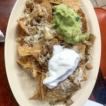 El Caporal - Chicken Nachos (yummy) - Mexican Near Me - Altadena, California El Caporal - Chicken Nachos (yummy) - Mexican Near Me - Altadena, California