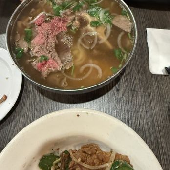 Pho de Nguyen - Pho Dac Biet 4/5 - Vietnamese Near Me - San Bruno, California Pho de Nguyen - Pho Dac Biet 4/5 - Vietnamese Near Me - San Bruno, California