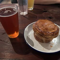 Vultures' Lane - Pint and pie