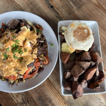 Pablo y Pablo - Hash dish + breakfast sandwich - Mexican Near Me - Seattle, Washington Pablo y Pablo - Hash dish + breakfast sandwich - Mexican Near Me - Seattle, Washington