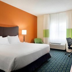Fairfield by Marriott Inn & Suites Champaign