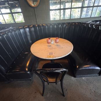 Gibson Street Bar - Bars Near Me - Austin, Texas Gibson Street Bar - Bars Near Me - Austin, Texas