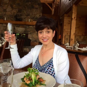 Manitou Ridge Golf Club - Perfect salmon with bubbly Prosecco - Diners Near Me - McKellar, Ontario Manitou Ridge Golf Club - Perfect salmon with bubbly Prosecco - Diners Near Me - McKellar, Ontario