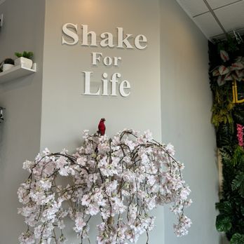 Ding Cafe - Coffee & Tea Near Me - Rockville, Maryland