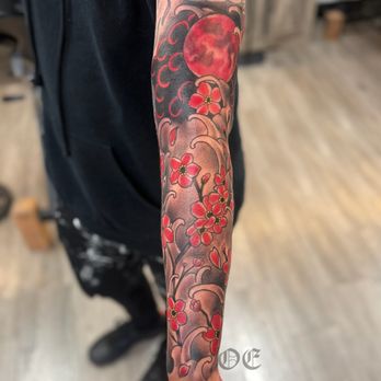 Old English Tattoo Studio - Follow me @escorciao7
@oldenglishtattoostudio - Tattoo Near Me - Chatsworth, California Old English Tattoo Studio - Follow me @escorciao7
@oldenglishtattoostudio - Tattoo Near Me - Chatsworth, California
