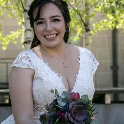 AK Photography - Another beautiful bride on another beautiful day, don't forget to smile