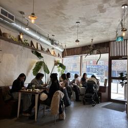 Tsuchi Cafe - Seating