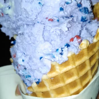 Bruster's Real Ice Cream - Cotton Candy Explosion. - Ice Cream & Frozen Yogurt Near Me - Florence, South Carolina