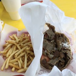 Hungry Boys - Gyro meal