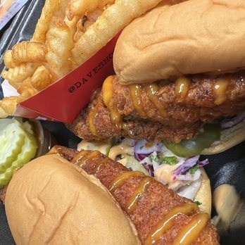 Dave's Hot Chicken - 2sliders Dave's #4 1 Slider with Fries - Chicken Shop Near Me - Lancaster, California