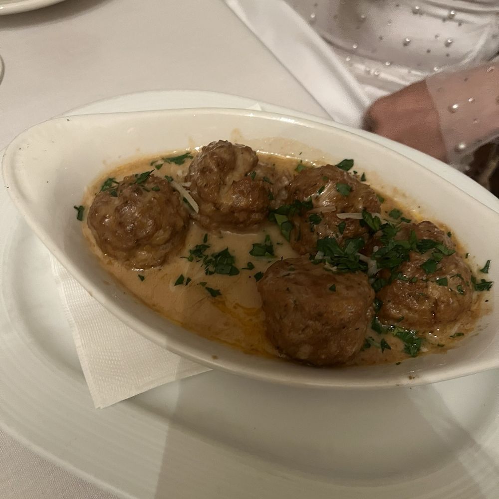 Muse Restaurant & Wine Bar - Italian Near Me - Charleston, South Carolina Muse Restaurant & Wine Bar - Italian Near Me - Charleston, South Carolina