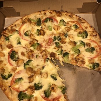 Venice Pizza & Grill - White chicken pizza - Pizza Near Me - Wilbraham, Massachusetts Venice Pizza & Grill - White chicken pizza - Pizza Near Me - Wilbraham, Massachusetts
