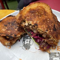 Fidels Cafe - Brisket sandwich