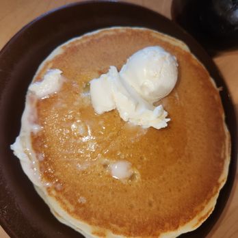 Village Inn - Pancakes below average - American Near Me - Phoenix, Arizona
