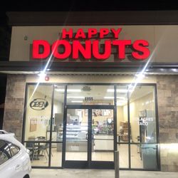 Happy Donuts - Entrance to happy donuts