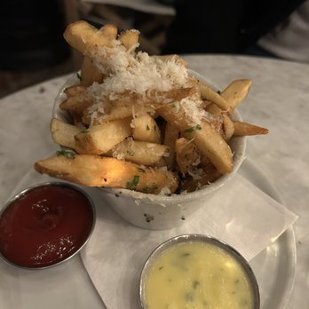 Laurel Hardware - Truffle fries - New American Near Me - West Hollywood, California Laurel Hardware - Truffle fries - New American Near Me - West Hollywood, California