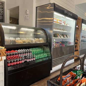 Tucker & Bevvy - a grocery store - Breakfast & Brunch Near Me - Honolulu, Hawaii Tucker & Bevvy - a grocery store - Breakfast & Brunch Near Me - Honolulu, Hawaii