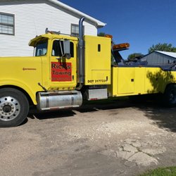 Rick's Towing