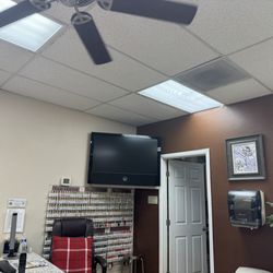 AP Nails - Nail center
