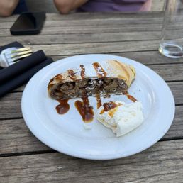 Apple Strudel Apple Strudel