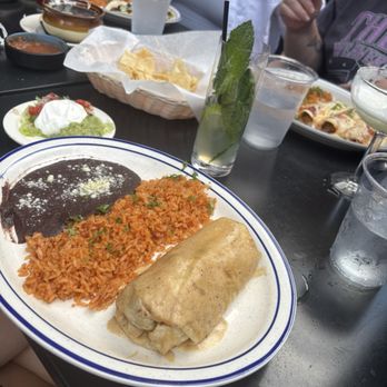 Urbano - Burrito Seafood - Mexican Near Me - Alexandria, Virginia Urbano - Burrito Seafood - Mexican Near Me - Alexandria, Virginia