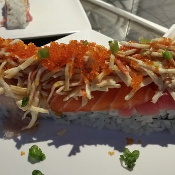 Trapper's Sushi - Mountain Roll - Sushi Bars Near Me - North Bend, Washington Trapper's Sushi - Mountain Roll - Sushi Bars Near Me - North Bend, Washington