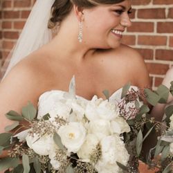 Excitement is in the air... beauty twist with swooping front, accented by highlights...