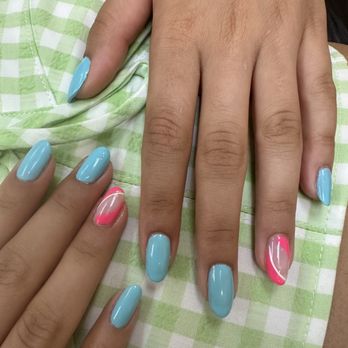 Capri Nails - Nail Salons Near Me - Tarzana, California