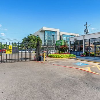 Extra Space Storage - 6097 - Alternate Beauty Image - Self Storage Near Me - Dallas, Texas Extra Space Storage - 6097 - Alternate Beauty Image - Self Storage Near Me - Dallas, Texas