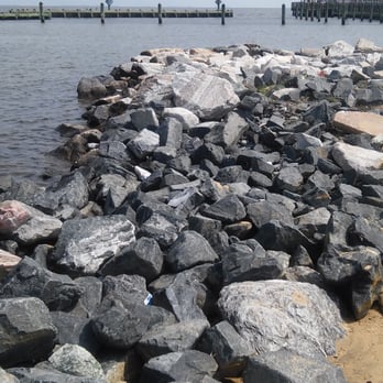 Bay Front Park - Beaches Near Me - Chesapeake Beach, Maryland