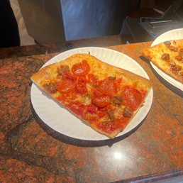 The Carne pizza. Amazing if you're into meets top-notch pepperoni, excellent high-quality cheese!! The Carne pizza. Amazing if you're into meets top-notch pepperoni, excellent high-quality cheese!!